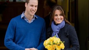 Pictures of Kate Middleton - kate pregancy style diane von furstenberg coat.jpg